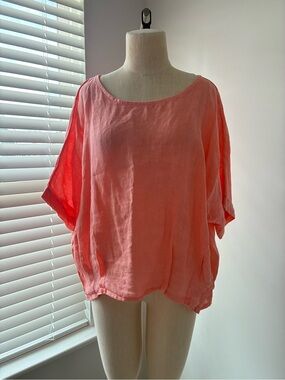 Tina Stephens Women's Gina Bottom Darted Coral Linen Top
